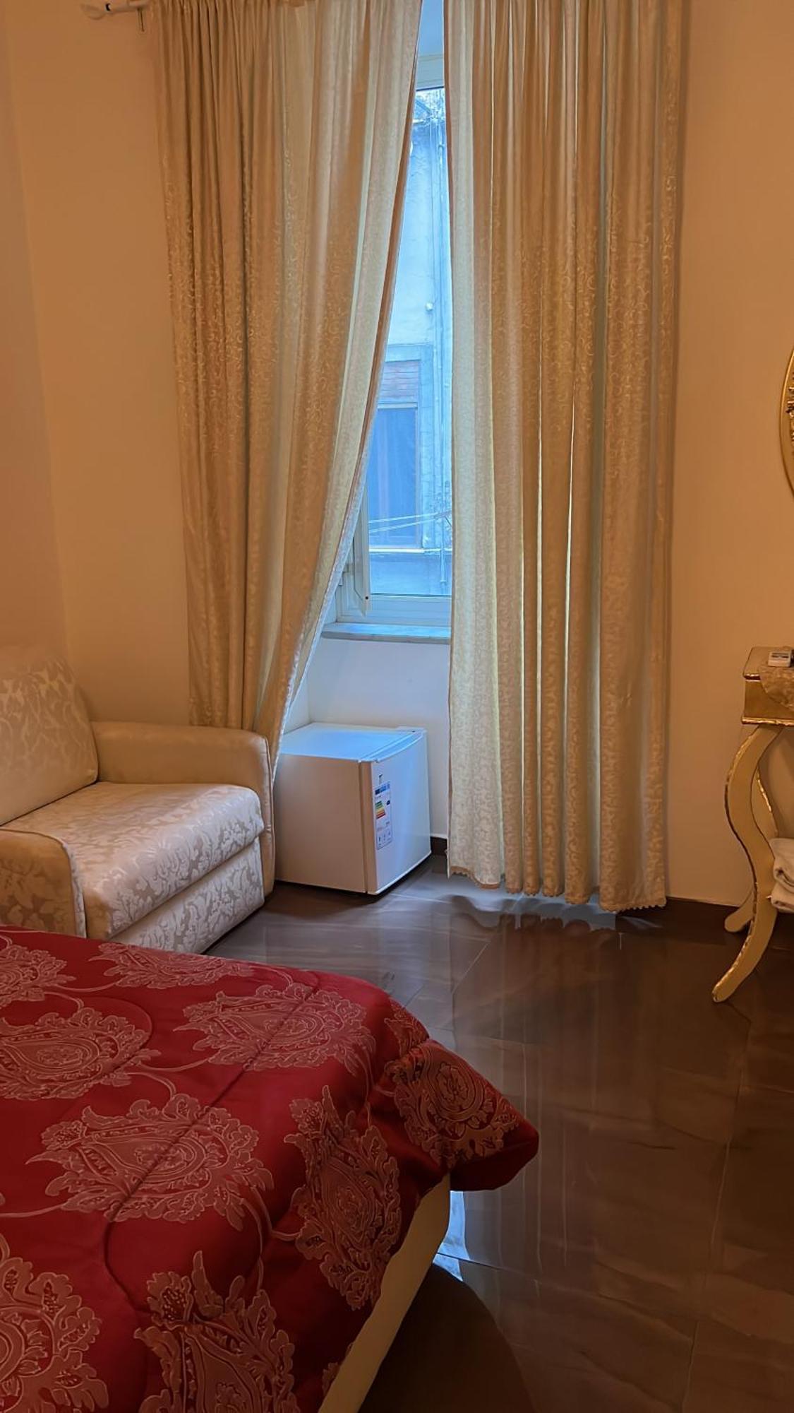 Beb Mariafrancesca Panzió Nápoly Kültér fotó