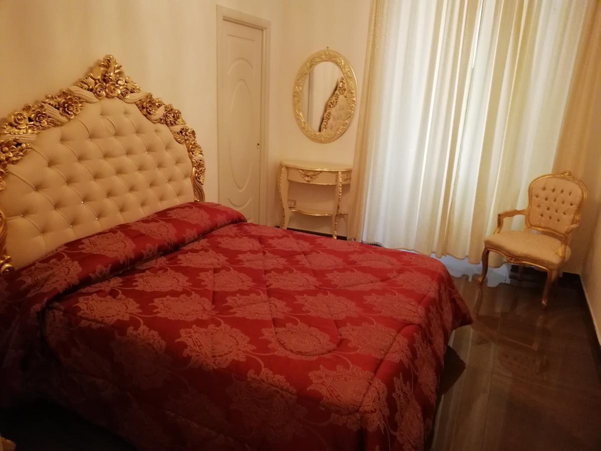 Beb Mariafrancesca Panzió Nápoly Kültér fotó